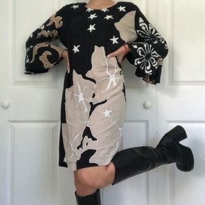 Hawaiian Print Gogo Dress